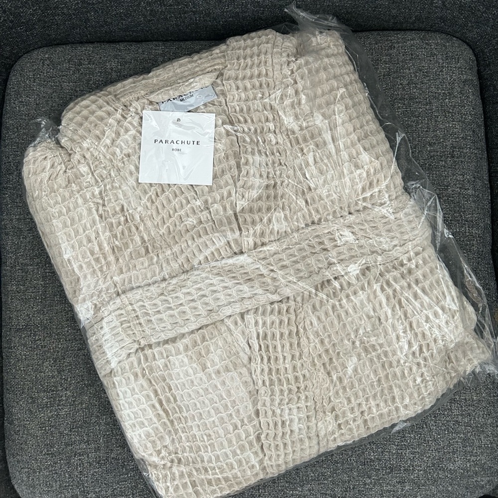 NEW Parachute Waffle Robe in Tan